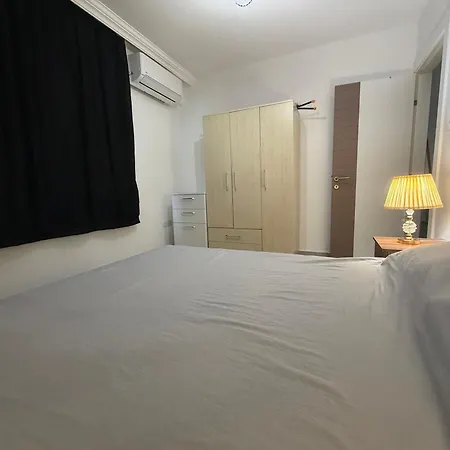 North Kyrenia Center 아파트 *
