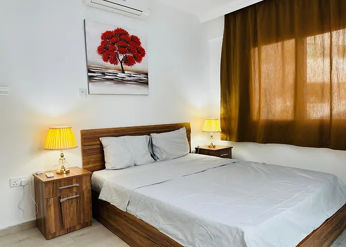 North With Pool Wiew Kyrenia Center *