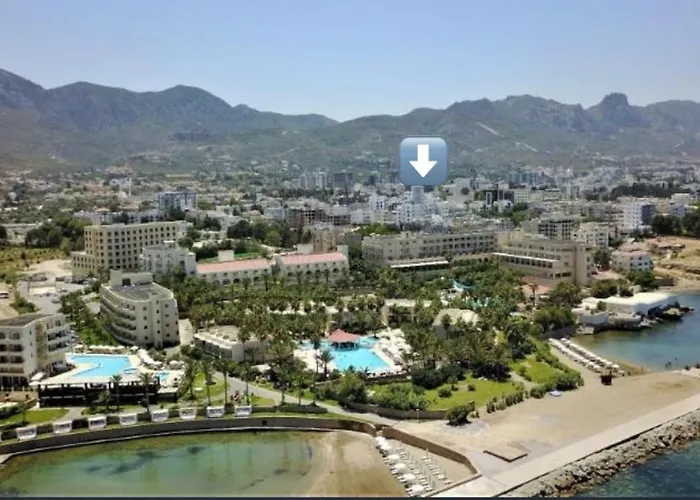 アパート North With Pool Wiew Kyrenia Center キレニア