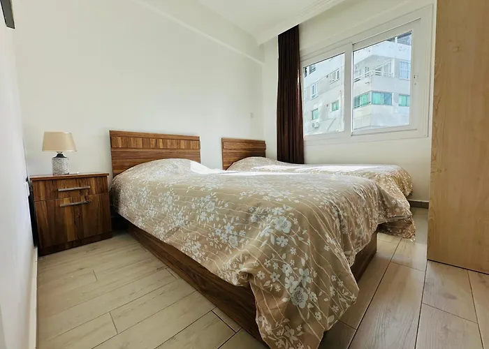 North With Pool Wiew Kyrenia Center アパート *