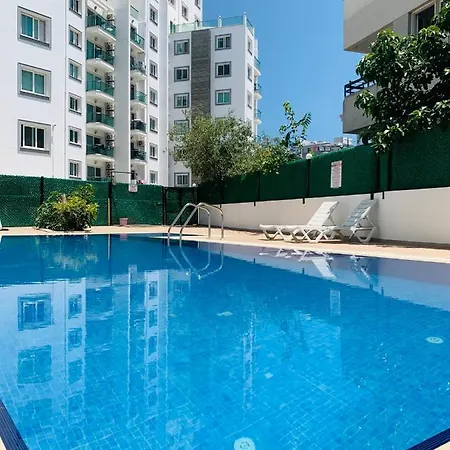 North Pool View 아파트 *